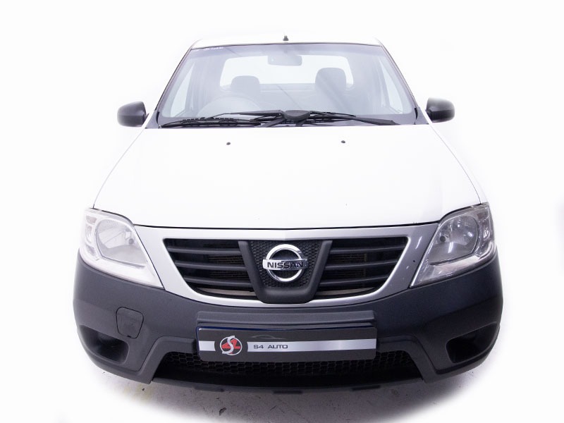 NISSAN NP200 1.6  A/C SAFETY PACK P/U S/C 2020
