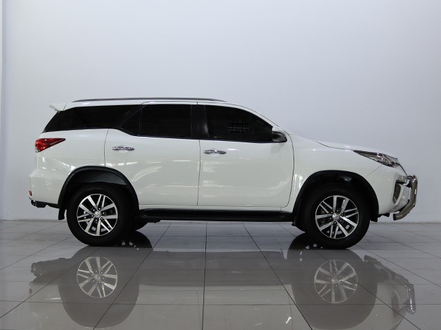 TOYOTA FORTUNER 2.8GD-6 EPIC A/T 2020